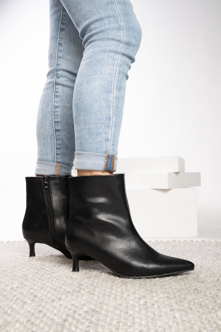 Corkys Gold Digger Black Bootie