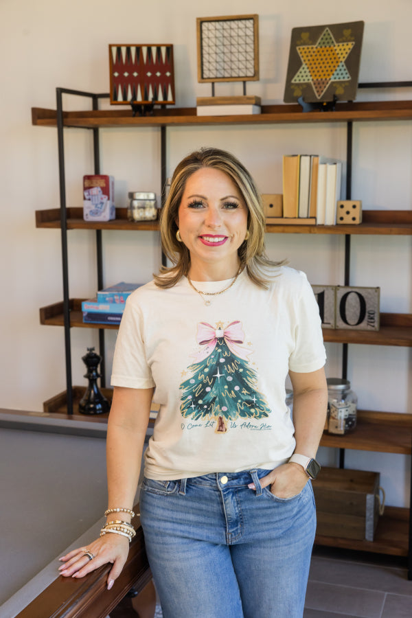 Oh Come Let Us Adore Him Tee - Simply Polished Boutique