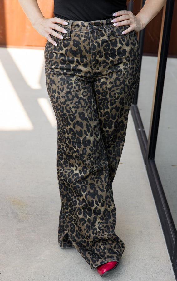 JUDY BLUE HW Retro Wide Leg - Simply Polished Boutique