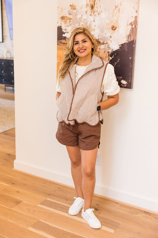 Embroidered Bow Quilted Shorts - Simply Polished Boutique