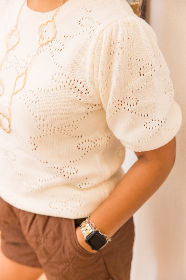 Embroidered Bow Quilted Shorts - Simply Polished Boutique