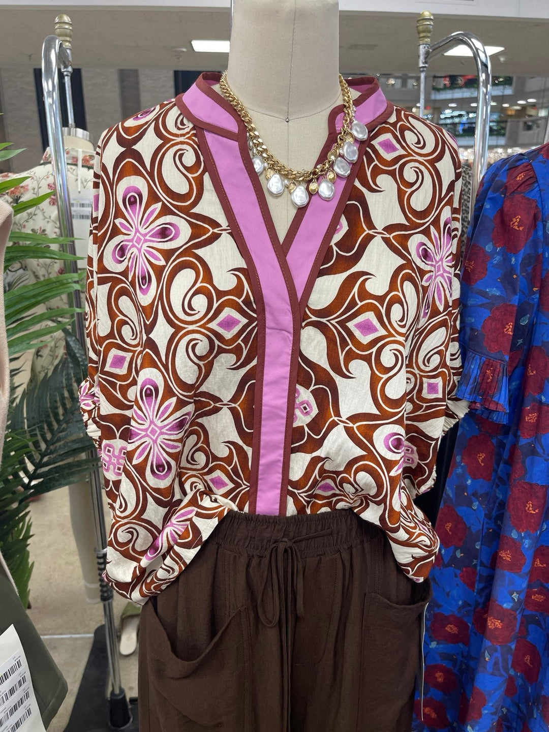 Abstract Charm Blouse - Simply Polished Boutique