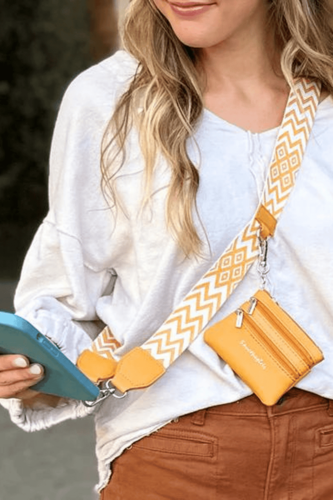 Clip & Go for your Phone - Pattern Strap - Simply Polished Boutique