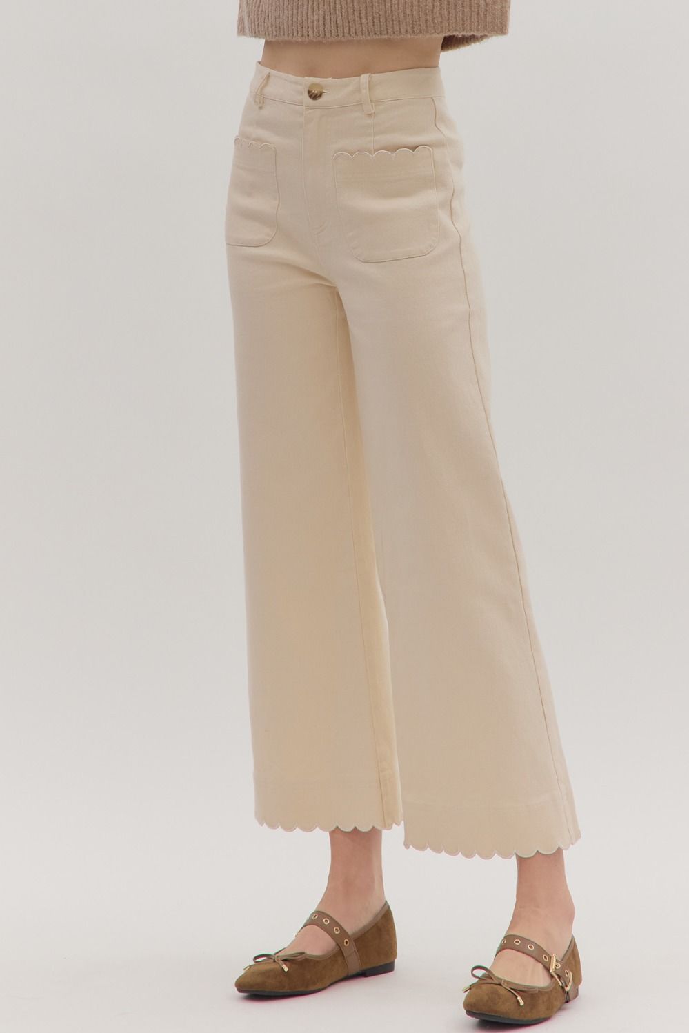 Polished Edge Scallop Pants