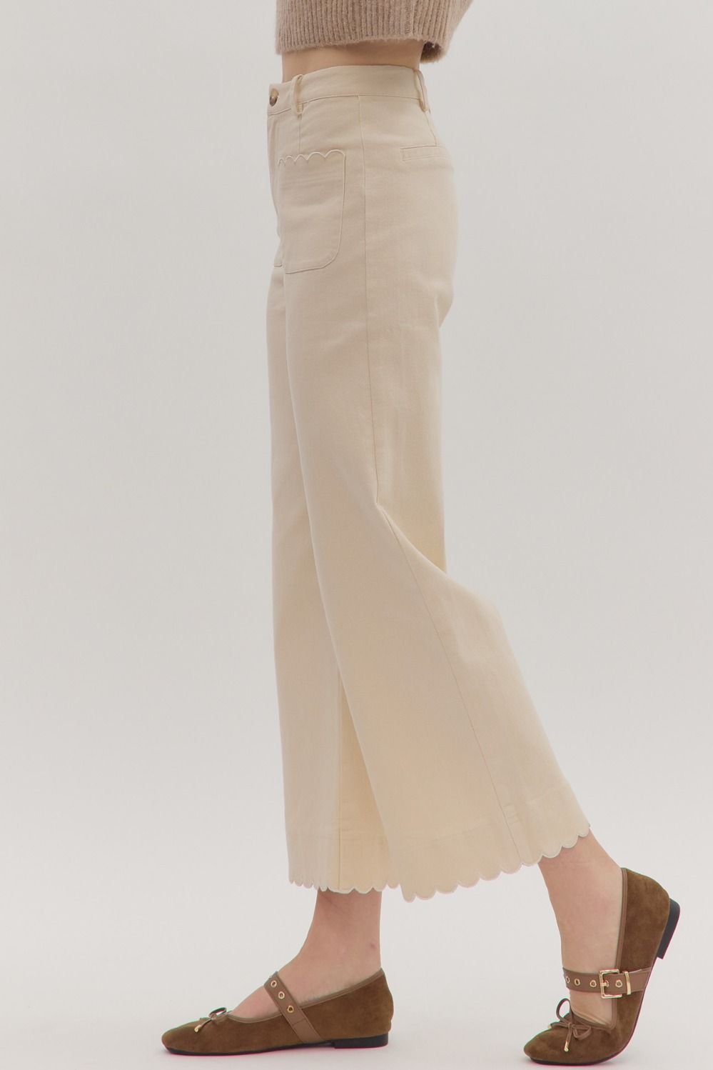 Polished Edge Scallop Pants