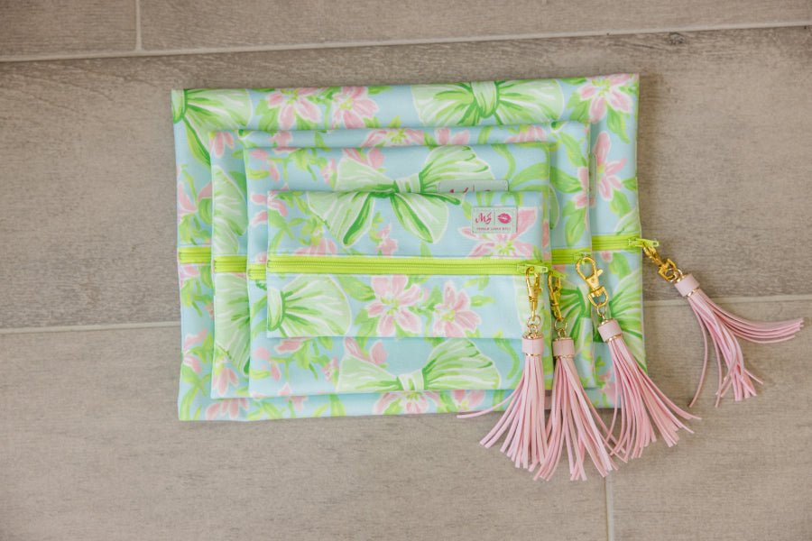 Makeup Junkie Bags - Sweetheart Green Bow (RTS) - Simply Polished Boutique