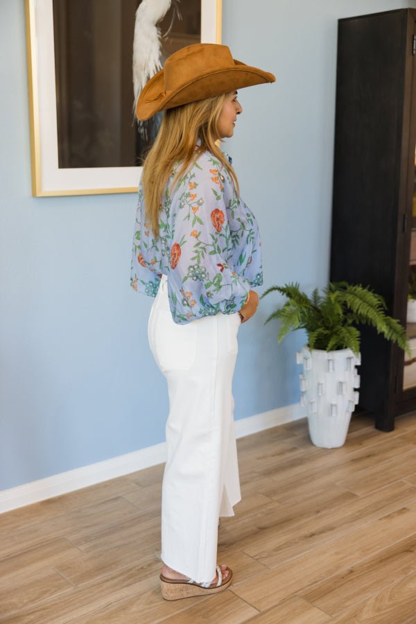 The Elise Floral Button Top - Simply Polished Boutique