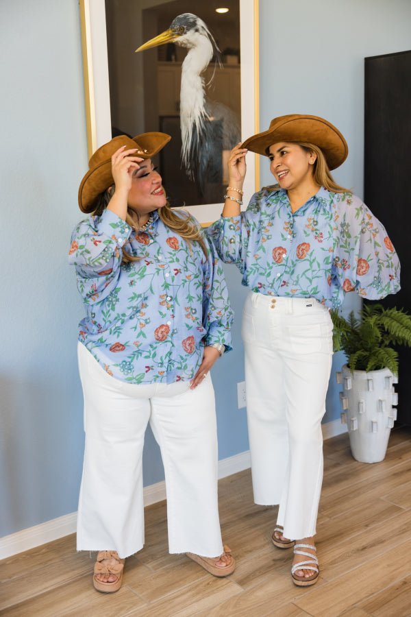 The Elise Floral Button Top - Simply Polished Boutique