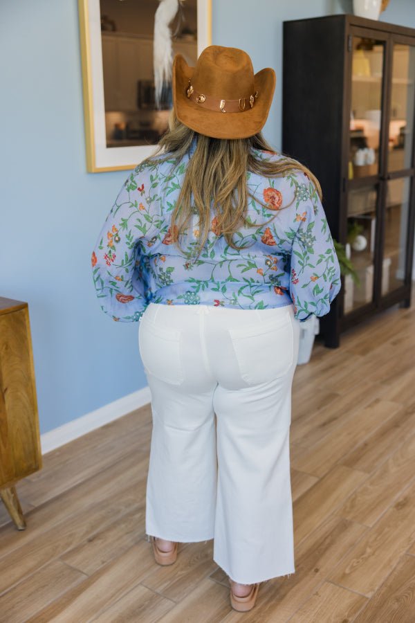The Elise Floral Button Top - Simply Polished Boutique