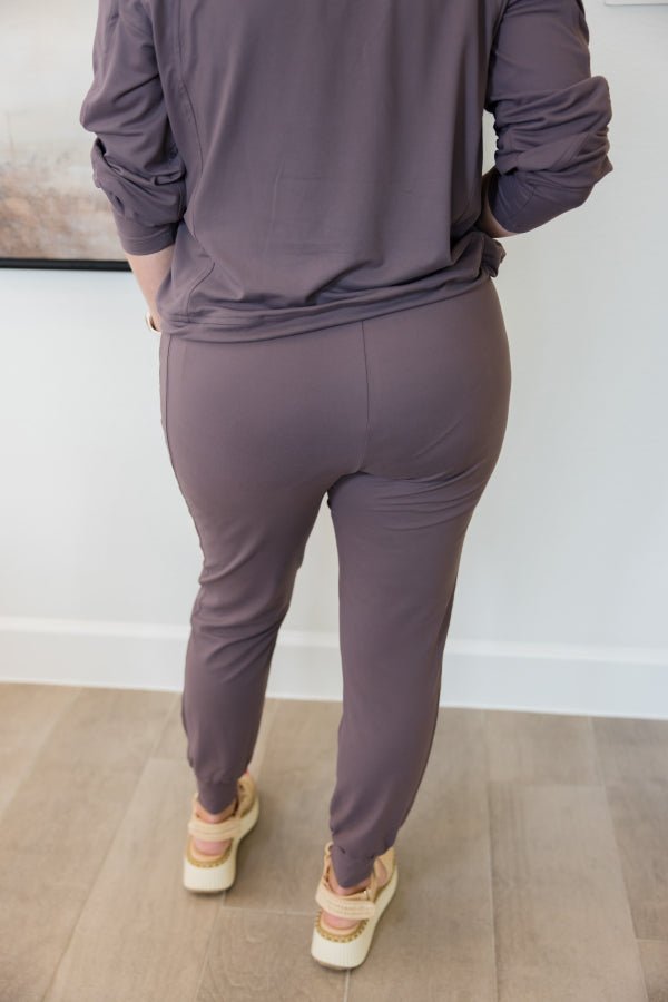Weekend Recharge Joggers - Simply Polished Boutique